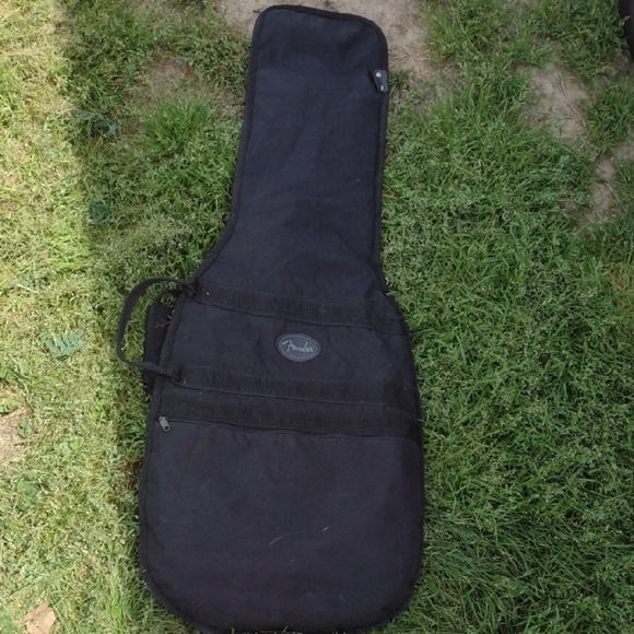Fender Full Size Black Guitar Bag for Men